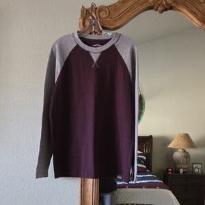 Eddie Bauer Men's Burgundy and Gray Crewneck Shirt